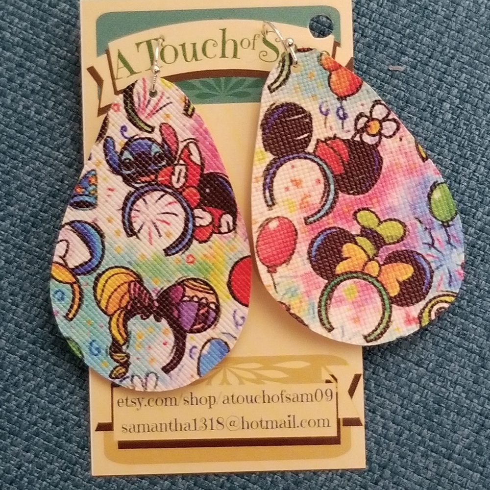 Printed faux leather earrings!!! - Picture 5 of 7